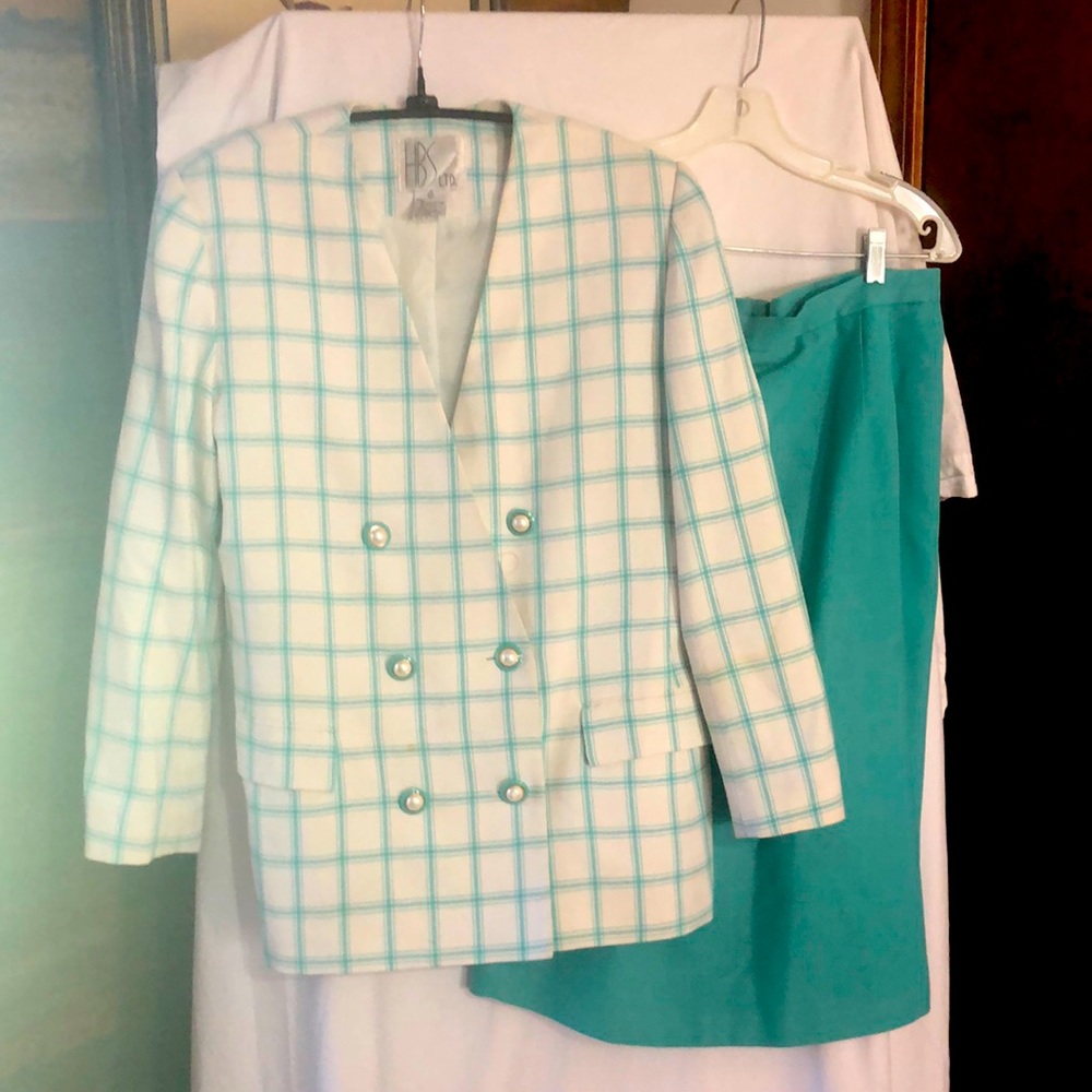 HBS LTD green checkered suit